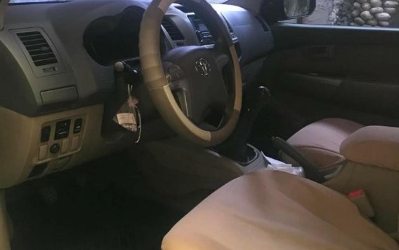 Selling Silver Toyota Hilux 2013 in San Juan-6