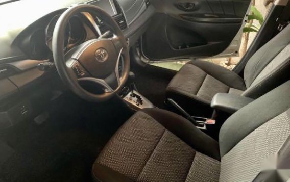 Selling Brightsilver Toyota Vios 2017 in Pateros-6
