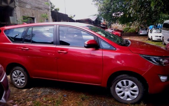 Selling Red Toyota Innova 2018 in Parañaque-3