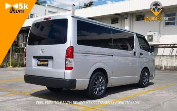 Silver Toyota Hiace 2016 for sale in Manual-2