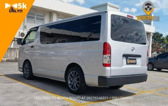 Silver Toyota Hiace 2016 for sale in Manual-3