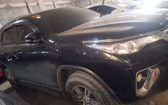 Selling Black Toyota Fortuner 2018 in Quezon-6