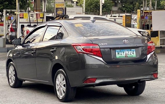 Selling Silver Toyota Vios 2013 in Makati-5