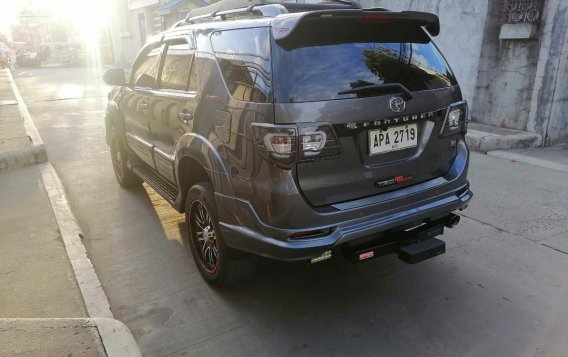 Selling Grey Toyota Fortuner 2015 in Malabon-5