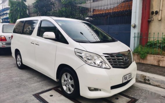 Sell Pearl White 2010 Toyota Alphard in Manila