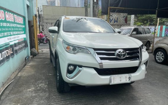 White Toyota Fortuner 2018 for sale in Manual-1