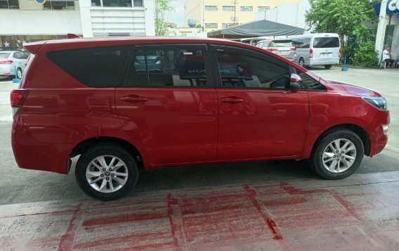 Red Toyota Innova 2020 for sale in Automatic-6