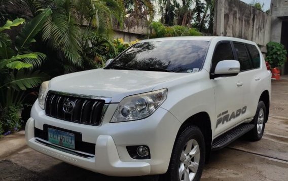Selling White Toyota Land cruiser Prado 2013 in Cebu City-3