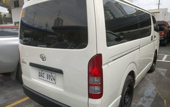 White Toyota Hiace 2018 for sale in Manila-1