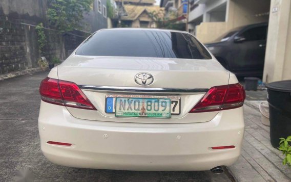 Pearl White Toyota Camry 2010 for sale in Quezon City-4