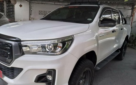 Pearl White Toyota Conquest 2018 for sale in Las Piñas-2