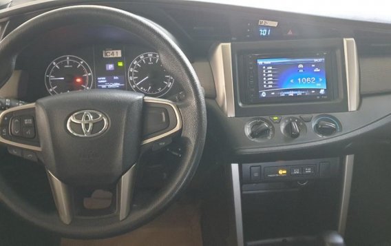 Black Toyota Innova 2019 for sale in Las Pinas-7