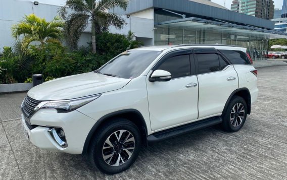 Pearl White Toyota Fortuner 2017 for sale in Pasig-4