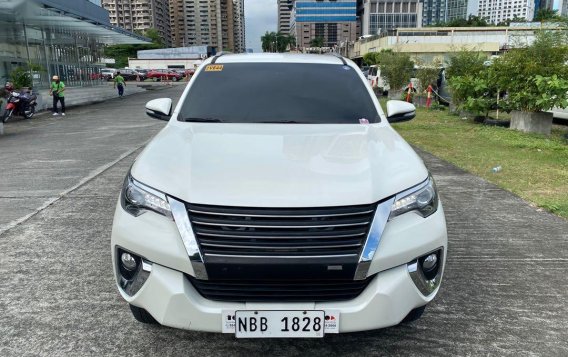 Pearl White Toyota Fortuner 2017 for sale in Pasig-2