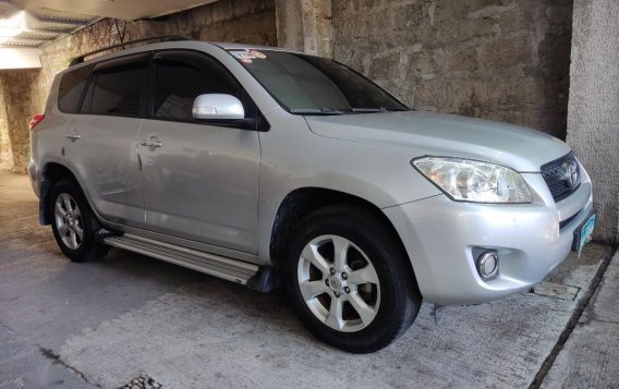 Silver Toyota Rav4 2012 for sale in Automatic-2