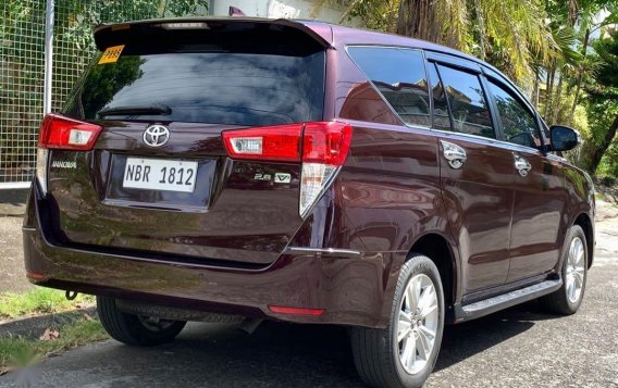 Red Toyota Innova 2018 for sale in Automatic-3