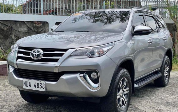 Selling Silver Toyota Fortuner 2018 in Cainta-1