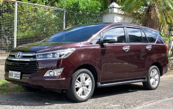 Red Toyota Innova 2018 for sale in Automatic-2