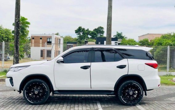 White Toyota Fortuner 2018 for sale in Jaen-4