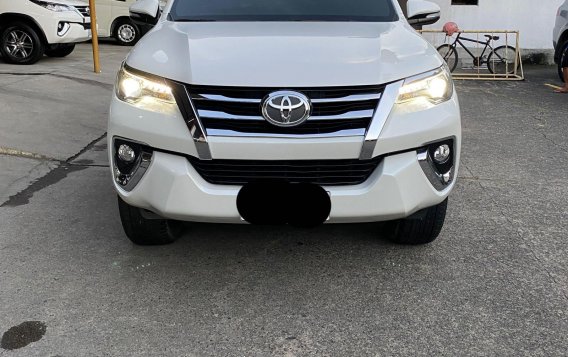 Selling White Toyota Fortuner 2017 