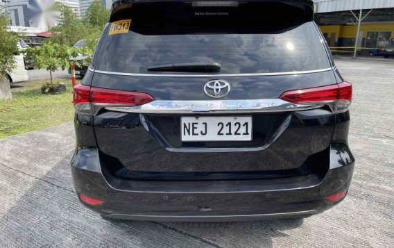 Selling Black Toyota Fortuner 2018 in Pasig-9