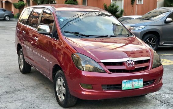 Selling Red Toyota Innova 2005 in Quezon City-9