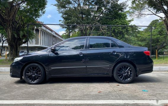 Black Toyota Corolla Altis 2012 for sale in Quezon -4