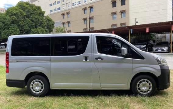 Brightsilver Toyota Hiace 2019 for sale in Pasig -3