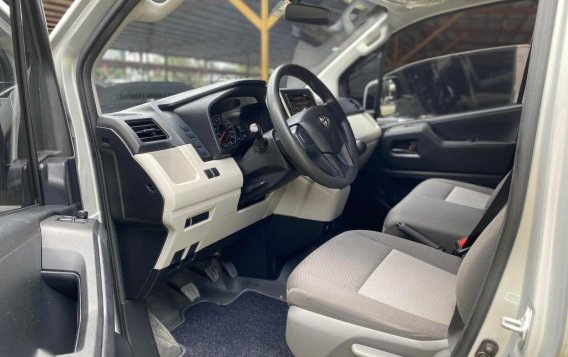 Brightsilver Toyota Hiace 2019 for sale in Pasig -5