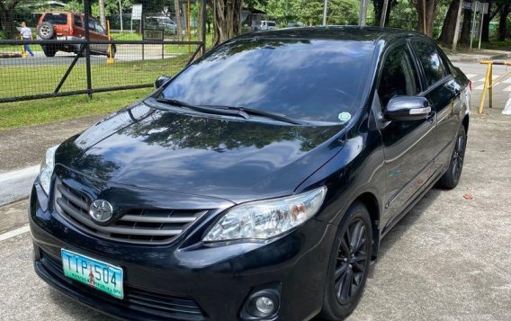 Black Toyota Corolla Altis 2012 for sale in Quezon 