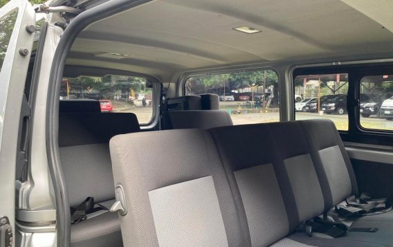 Brightsilver Toyota Hiace 2019 for sale in Pasig -7