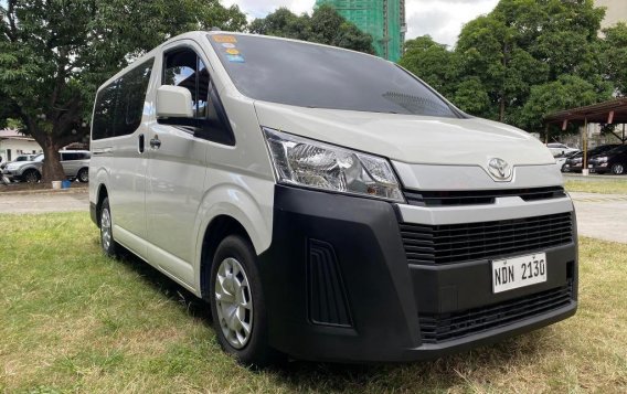 Selling Pearl White Toyota Hiace 2019 in Pasig-1