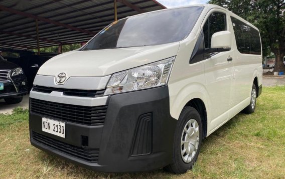 Selling Pearl White Toyota Hiace 2019 in Pasig-2