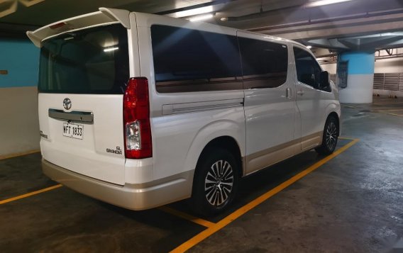 Sell White 2019 Toyota Hiace in Pateros-4