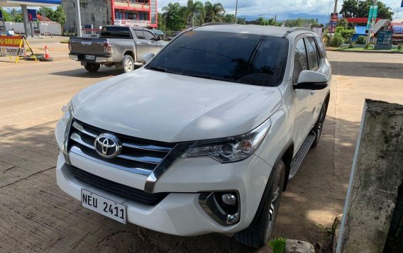 White Toyota Fortuner 2020 for sale in Quezon City-1