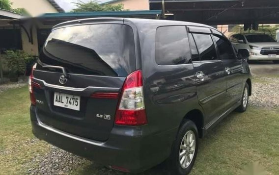 Black Toyota Innova 2014 for sale in Automatic-3
