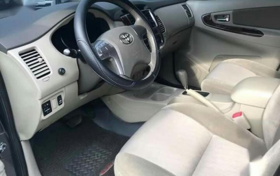 Black Toyota Innova 2014 for sale in Automatic-5