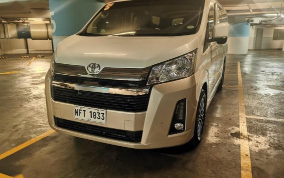 Sell White 2019 Toyota Hiace in Pateros