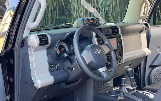 Black Toyota FJ Cruiser 2017 for sale in Quezon-6