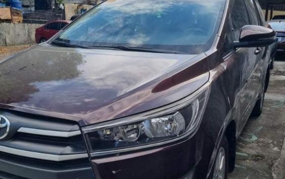 Selling Red Toyota Innova 2020 in Quezon-1