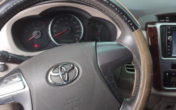 White Toyota Innova 2015 for sale in Quezon-1