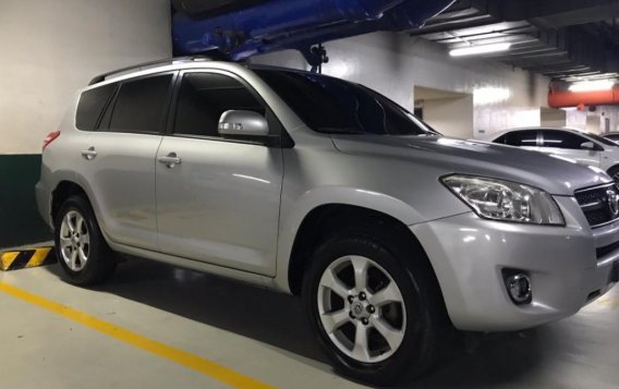 Silver Toyota RAV4 2009 for sale in Quezon-1