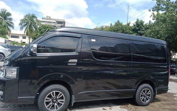 Selling Black Toyota Hiace 2018 in Antipolo-2