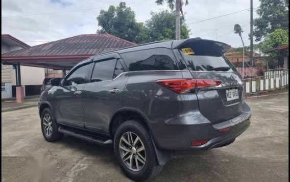 Grey Toyota Fortuner 2017 for sale in Quezon-3