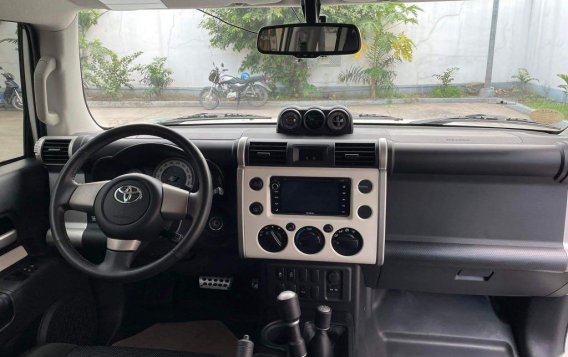 White Toyota Fj Cruiser 2019 for sale in Doña Remedios Trinidad-6