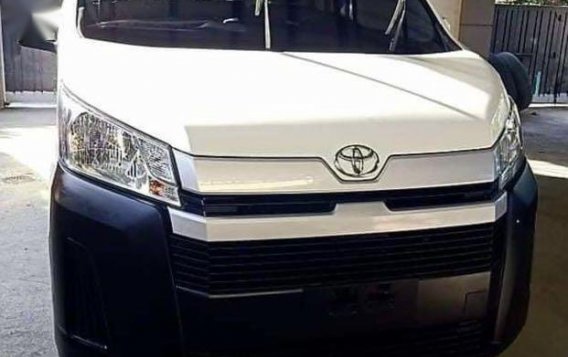 White Toyota Hiace 2019 for sale in Las Pinas