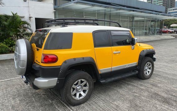Yellow Toyota Fj Cruiser 2018 for sale in Pasig-5