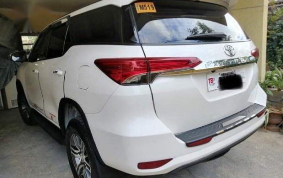 Selling Pearl White Toyota Fortuner 2020 in Parañaque-4