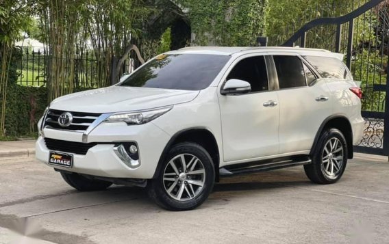 Pearl White Toyota Fortuner 2017 for sale in Quezon -1