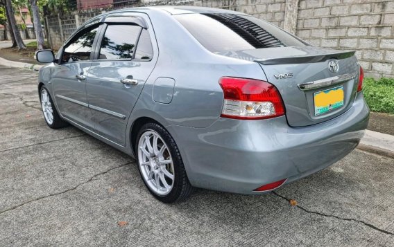 Selling Silver Toyota Yaris 2008 in Imus-1
